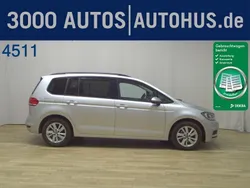 Silber Gebraucht 2020 VW Touran Comfortline Van / Kleinbus | 15.480 € (Superpreis)