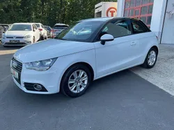 Weiß Gebraucht 2014 Audi A1 Attraction Kleinwagen | 5.999 € (Guter Preis)