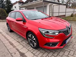 Rot Gebraucht 2019 Renault Mégane IV Intens Limousine | 10.500 € (Guter Preis)