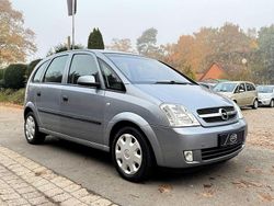 Grau Gebraucht 2004 Opel Meriva Van / Kleinbus | 2.990 € (Teuer)