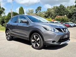 Grau Gebraucht 2015 Nissan Qashqai 360º SUV | 11.990 € (Fairer Preis)