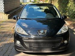 Schwarz Gebraucht 2009 Peugeot 207 Limousine | 1.900 € (Fairer Preis)