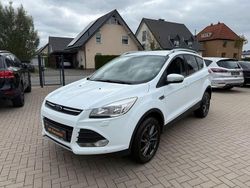 Frozen white Gebraucht 2016 Ford Kuga Trend SUV | 9.499 € (Fairer Preis)