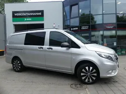 Silber Gebraucht 2021 Mercedes Vito Van / Kleinbus | 38.799 € (Guter Preis)