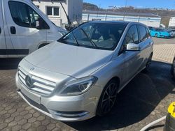 Silber Gebraucht 2012 Mercedes B200 Van / Kleinbus | 4.190 € (Superpreis)