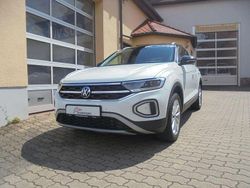 Pure white dach schwarz Gebraucht 2024 VW T-Roc Style SUV | 27.250 € (Guter Preis)