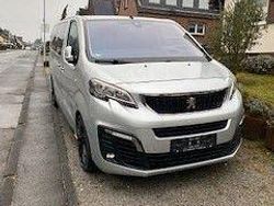 Silber Gebraucht 2017 Peugeot Traveller Allure Van / Kleinbus | 16.500 € (Superpreis)