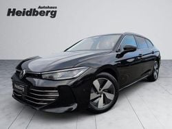 Schwarz Gebraucht 2025 VW Passat Elegance Kombi | 35.880 € (Superpreis)