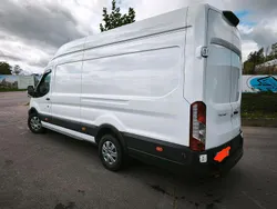 Weiß Gebraucht 2023 Ford Transit Van / Kleinbus | 24.500 €
