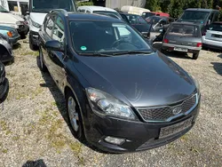 Schwarz Gebraucht 2012 Kia Ceed Kombi | 4.200 € (Superpreis)