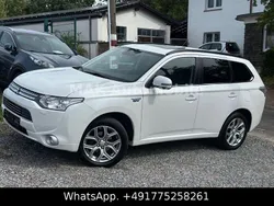 Weiß Gebraucht 2015 Mitsubishi Outlander P-HEV Top SUV | 11.999 € (Superpreis)