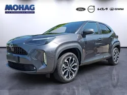 Grau Gebraucht 2024 Toyota Yaris Cross Team SUV | 24.990 € (Guter Preis)