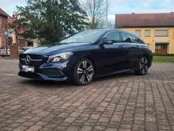 Blau Gebraucht 2016 Mercedes CLA220 AMG line Limousine | 16.900 € (Fairer Preis)