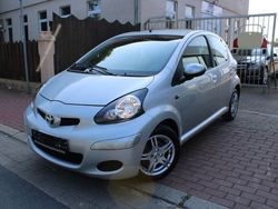 Silber Gebraucht 2009 Toyota Aygo Basis Kleinwagen | 3.499 € (Fairer Preis)