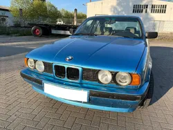 Blau Gebraucht 1993 BMW 525 Limousine | 2.600 €