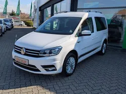 Weiß Gebraucht 2020 VW Caddy Highline Van / Kleinbus | 24.420 € (Fairer Preis)