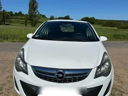 Weiß Gebraucht 2013 Opel Corsa S Kleinwagen | 3.600 € (Fairer Preis)