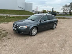 Grau Gebraucht 2005 Audi A4 Kombi | 2.500 € (Superpreis)