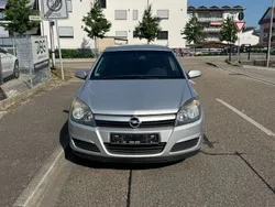 Silber Gebraucht 2004 Opel Astra Limousine | 2.490 € (Guter Preis)