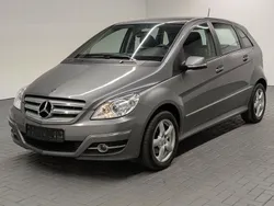 Mercedes B200