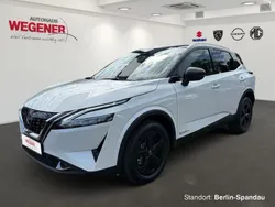 Pearl white/black m Neu 2024 Nissan Qashqai Black Edition SUV | 33.830 € (Superpreis)