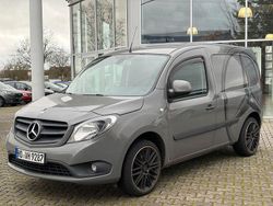 Grau Gebraucht 2019 Mercedes Citan 109 Van / Kleinbus | 7.950 € (Guter Preis)