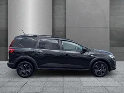 Perlmuttschwarz Neu 2025 Dacia Jogger Expression Kombi | 23.490 € (Fairer Preis)