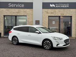 Weiß Gebraucht 2019 Ford Focus Cool & Connect Kombi | 8.499 € (Fairer Preis)