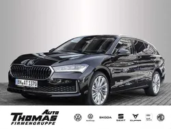 Ebony schwarz metallic Gebraucht 2025 Skoda Superb Selection Kombi | 52.880 € (Etwas zu teuer)