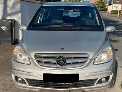 Silber Gebraucht 2005 Mercedes B200 Van / Kleinbus | 2.400 € (Guter Preis)