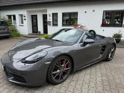 Grau Gebraucht 2017 Porsche 718 Cabrio | 49.718 € (Superpreis)