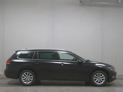 Schwarz Gebraucht 2017 VW Passat Comfortline Kombi | 12.990 € (Superpreis)