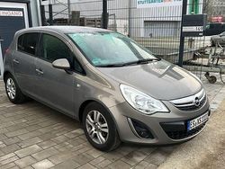 Grau Gebraucht 2011 Opel Corsa Edition Limousine | 2.250 € (Guter Preis)