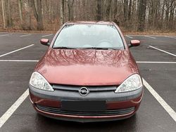 Rot Gebraucht 2001 Opel Corsa Comfort Limousine | 1.500 € (Guter Preis)
