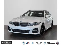 Mineralweiss Gebraucht 2022 BMW 330 M Sport Kombi | 37.870 € (Fairer Preis)