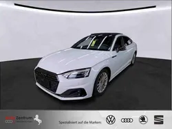 Glacier white metallic Gebraucht 2022 Audi A5 Sportback Ambiente Limousine | 39.970 € (Etwas zu teuer)