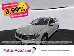 Weiss Gebraucht 2023 VW Passat Business Kombi | 29.777 € (Guter Preis)