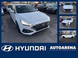 Polar white / sol Gebraucht 2021 Hyundai i30 Trend Limousine | 17.975 € (Guter Preis)