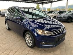 Blau Gebraucht 2022 VW Touran Comfortline Van / Kleinbus | 29.500 € (Fairer Preis)