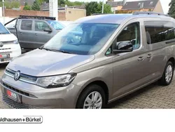 Beige Gebraucht 2024 VW Caddy Maxi Life Life Van / Kleinbus | 38.950 € (Fairer Preis)