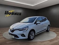 Weiß Gebraucht 2022 Renault Clio V Business Limousine | 12.490 € (Superpreis)