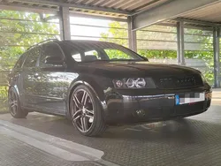 Schwarz Gebraucht 2004 Audi A4 S-Line Kombi | 9.999 €