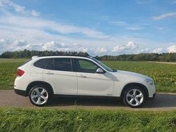 Weiß Gebraucht 2012 BMW X1 xLine SUV | 8.750 € (Fairer Preis)