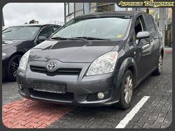 Grau Gebraucht 2008 Toyota Corolla Verso Team Van / Kleinbus | 4.990 € (Fairer Preis)