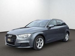 Grau Gebraucht 2017 Audi A3 Basis Limousine | 14.950 € (Fairer Preis)