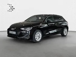 Brillantschwarz Gebraucht 2025 Audi A3 Ambiente | 34.880 € (Teuer)