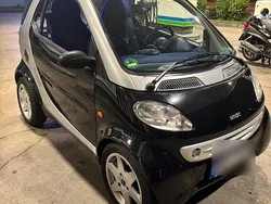 Schwarz Gebraucht 2000 Smart ForTwo Coupé Coupé | 1.300 € (Guter Preis)