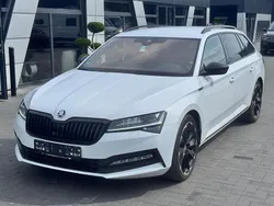 Weiß Gebraucht 2022 Skoda Superb SportLine Limousine | 26.990 € (Guter Preis)