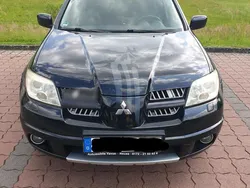 Schwarz Gebraucht 2007 Mitsubishi Outlander SUV | 1.750 € (Fairer Preis)