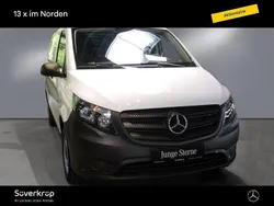 Weiß Gebraucht 2022 Mercedes Vito Van / Kleinbus | 27.906 € (Superpreis)